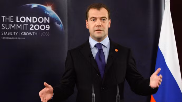 Tổng thống Nga Dmitry Medvedev tại G20 ở London năm 2009.