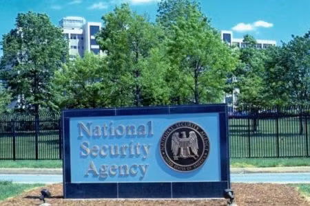 NSA đã bí mật nghe trộm và do thám mạng máy tính nội bộ EU tại Washington, New York và Brussels.