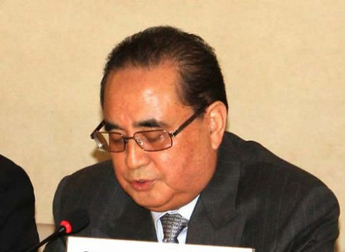 Ri Su-yong.