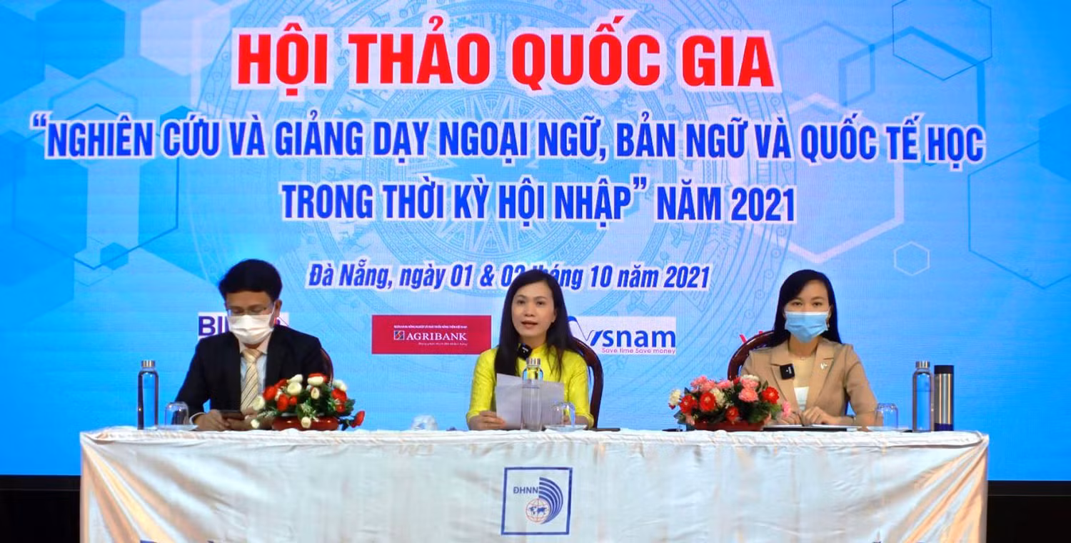 Hội thảo đã chia sẻ những nghiên cứu mới nhất về giảng dạy ngoại ngữ, bản ngữ và quốc tế học trong thời kỳ hội nhập. Ảnh: AN Hội thảo đã chia sẻ những nghiên cứu mới nhất về giảng dạy ngoại ngữ, bản ngữ và quốc tế học trong thời kỳ hội nhập. Ảnh: AN