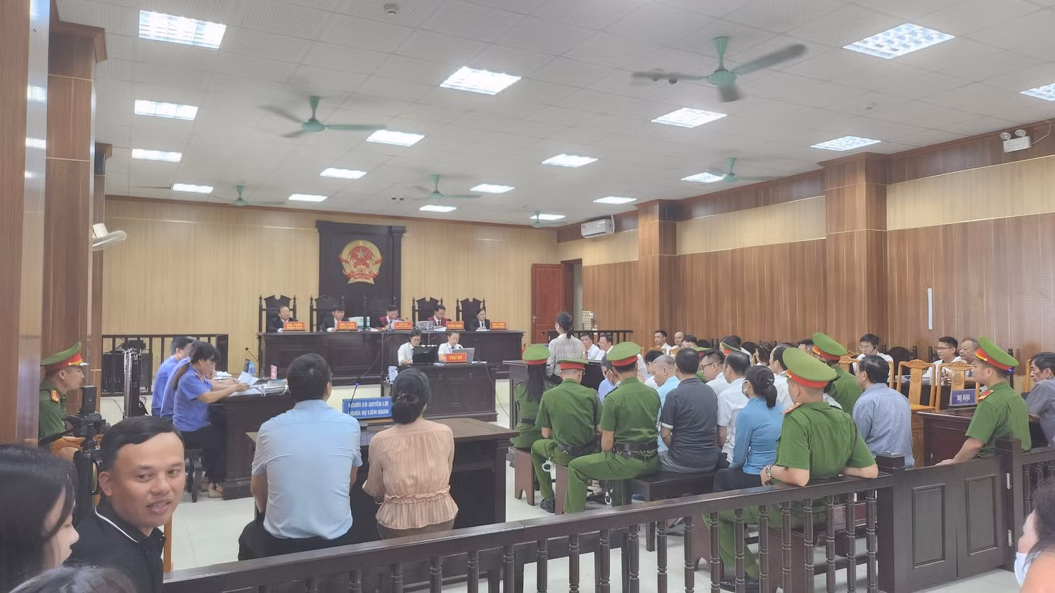 Quang cảnh xét xử tại phiên tòa ngày 15/8. Ảnh: CTV Quang cảnh xét xử tại phiên tòa ngày 15/8. Ảnh: CTV