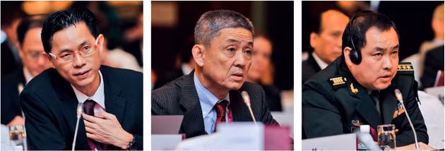 Triệu Hiểu Trác (bên phải), viên Đại tá từ Học viện Khoa học Quân sự Trung Quốc tham dự Đối thoại Shangri-la lên tiếng chụp mũ, vu cáo Việt Nam và Philippines. Ảnh: IISS.