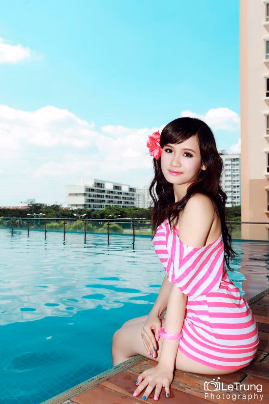 Khi rảnh rỗi Thanh Trúc thường lướt web, nghe nhạc, đọc truyện tranh. >>Những hotgirl xinh đẹp làm điên đảo cư dân mạng >>Vẻ đẹp mặn mà của hotgirl Midu >>Những gương mặt cực hot tại Miss Việt Đức >>Những nữ sinh tỏa sáng tại Hoa hậu Phụ nữ Việt Nam qua ảnh >>So độ siêu kute của những nữ sinh đình đám nhất Thủ đô >>Phát sốt vì 4 nữ giáo viên xinh đẹp >>Hoa khôi ĐH Thương Mại 2012 duyên dáng áo dài >>Những hotgirl xinh đẹp làm điên đảo cư dân mạng Những nữ sinh đẹp mê hồn giữa đầm sen