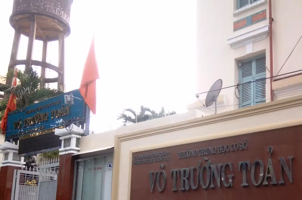 Trường Trung học cơ sở Võ Trường Toản. (Ảnh: H.L)