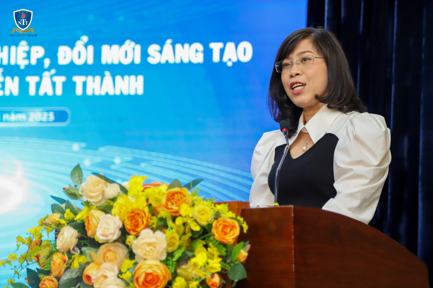Tiến sĩ Trần Ái Cầm – Hiệu trưởng Trường Đại học Nguyễn Tất Thành cho rằng mô hình đại học khởi nghiệp, đại học khởi nghiệp đổi mới sáng tạo đã và đang là xu hướng chính của giáo dục đại học Tiến sĩ Trần Ái Cầm – Hiệu trưởng Trường Đại học Nguyễn Tất Thành cho rằng mô hình đại học khởi nghiệp, đại học khởi nghiệp đổi mới sáng tạo đã và đang là xu hướng chính của giáo dục đại học