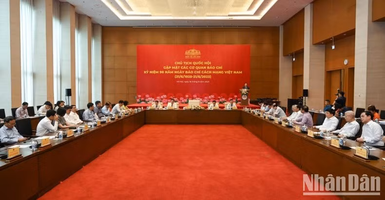 Quang cảnh buổi gặp mặt tại Nhà Quốc hội. (Ảnh: Duy Linh) Quang cảnh buổi gặp mặt tại Nhà Quốc hội. (Ảnh: Duy Linh)
