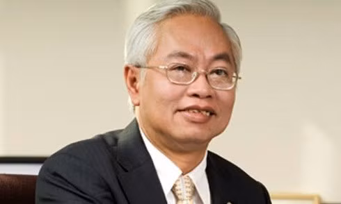 Ông Trần Phương Bình, nguyên Tổng giám đốc Ngân hàng Đông Á người mới đây đã viết tâm thư bằng tay xin lỗi cổ đông, khách hàng và nhân viên.