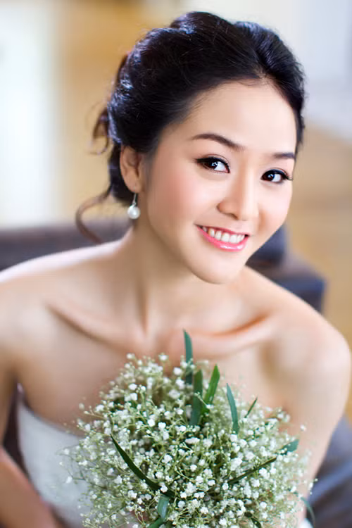 Dù vậy, tại sàn catwalk của thủ đô, người đẹp cũng tạo được vị trí vững chắc với phong cách trình diễn chuyên nghiệp tại nhiều show thời trang lớn.