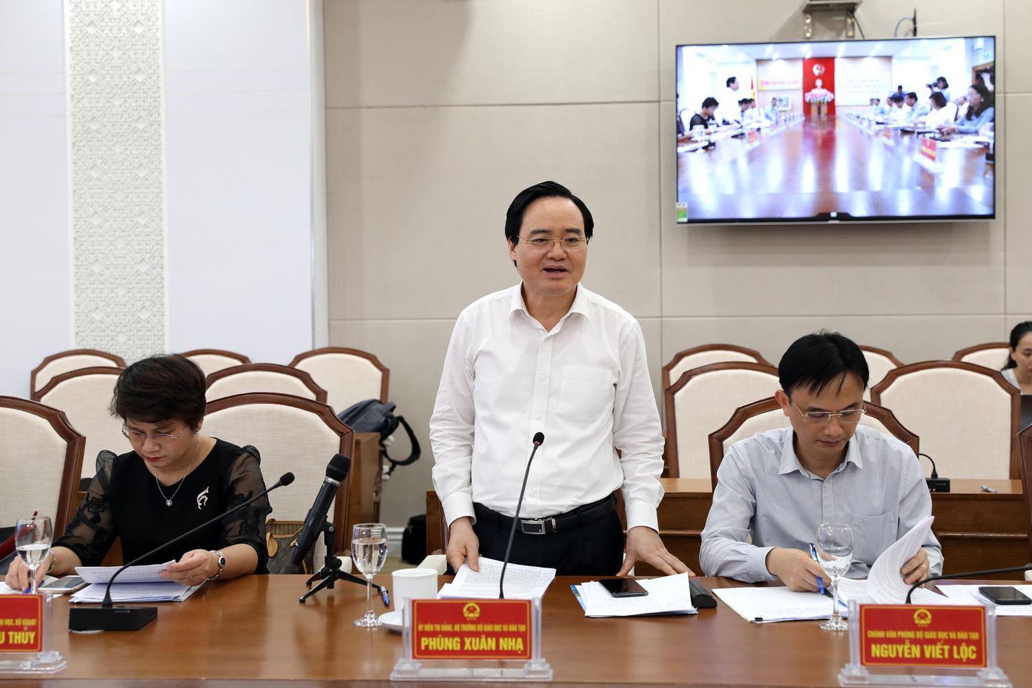 Bộ trưởng Bộ Giáo dục và Đào tạo Phùng Xuân Nhạ cho rằng, Trường Đại học Hạ Long cần hướng tới mục tiêu trở thành trung tâm đô thị đại học (Ảnh: CTV) Bộ trưởng Bộ Giáo dục và Đào tạo Phùng Xuân Nhạ cho rằng, Trường Đại học Hạ Long cần hướng tới mục tiêu trở thành trung tâm đô thị đại học (Ảnh: CTV)