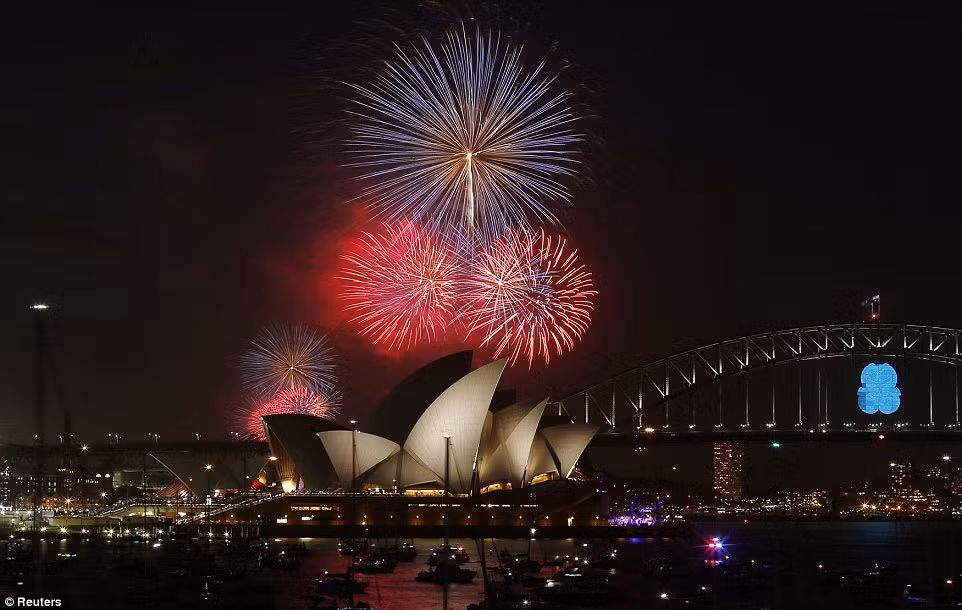 Sydney là một trong những nơi đón năm mới sớm nhất. Sydney là một trong những nơi đón năm mới sớm nhất.