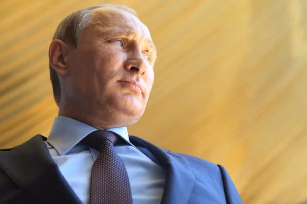Tổng thống Nga Vladimir Putin đang khiến Ukraine và đồng minh phương Tây đau đầu đối phó. Tổng thống Nga Vladimir Putin đang khiến Ukraine và đồng minh phương Tây đau đầu đối phó.