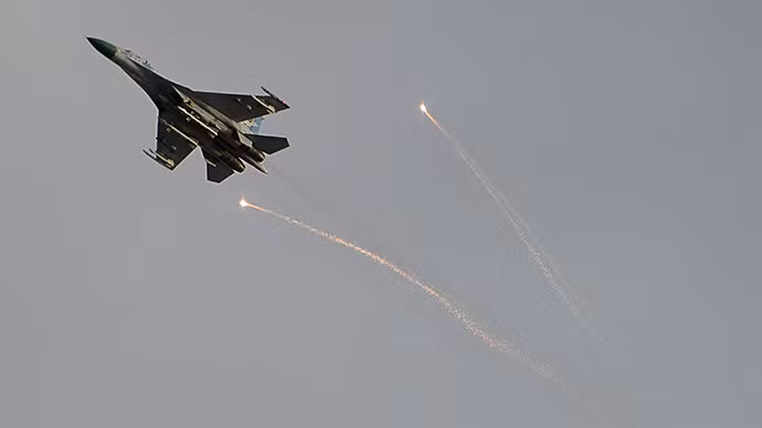 Quân đội Ukraine không kích tại Luhansk hôm 2/6