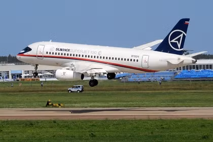 Sukhoi Superjet 100.