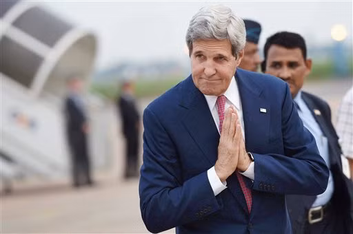 Mục tiêu chuyến công du này của ông Kerry là làm sống lại mối quan hệ đã được sa lầy trong các tranh chấp về thương mại, quyền sở hữu trí tuệ và biến đổi khí hậu. Mục tiêu chuyến công du này của ông Kerry là làm sống lại mối quan hệ đã được sa lầy trong các tranh chấp về thương mại, quyền sở hữu trí tuệ và biến đổi khí hậu.