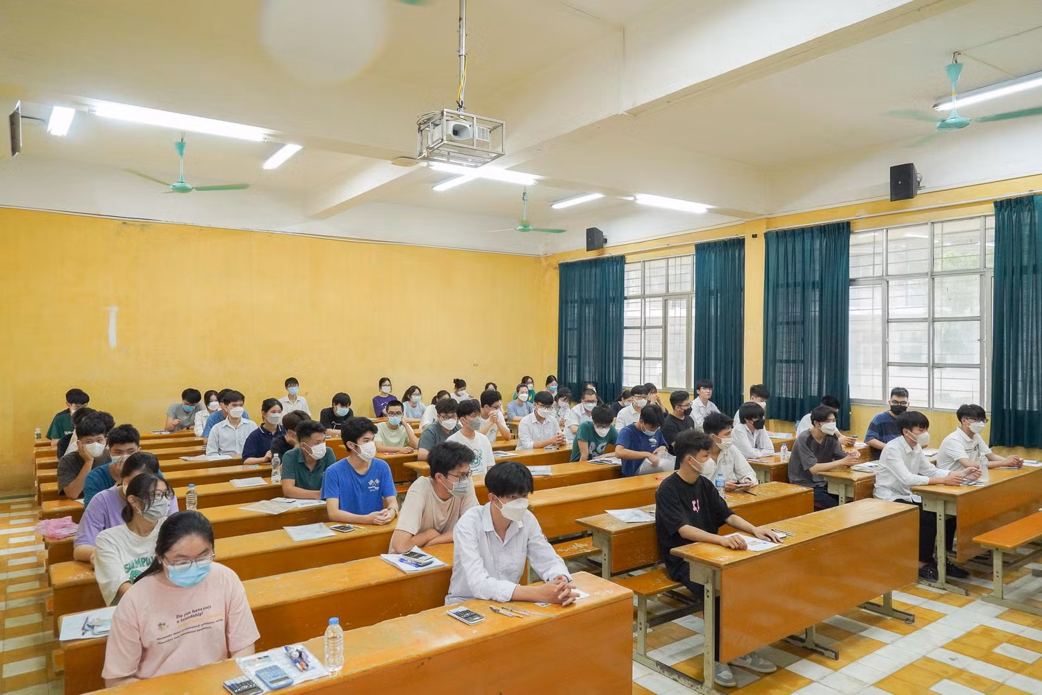 Kỳ thi tốt nghiệp trung học phổ thông. Ảnh minh hoạ: Minh Chi.