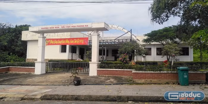 Trường học đã được xây dựng trên đảo Cồn Cỏ. Ảnh: LC Trường học đã được xây dựng trên đảo Cồn Cỏ. Ảnh: LC