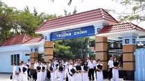 Phụ huynh 'bóc mẽ' Hiệu trưởng Trường trung học Trường Chinh nói sai sự thật ảnh 2