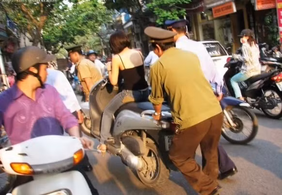 Cưỡng chế - chỉ có ở Việt Nam?!! Cưỡng chế - chỉ có ở Việt Nam?!!