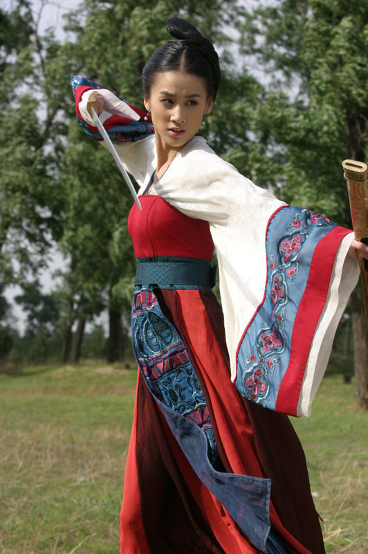Huỳnh Thánh Y vai Tạ Dao Hoàn trong “Nhật Nguyệt lăng không”.