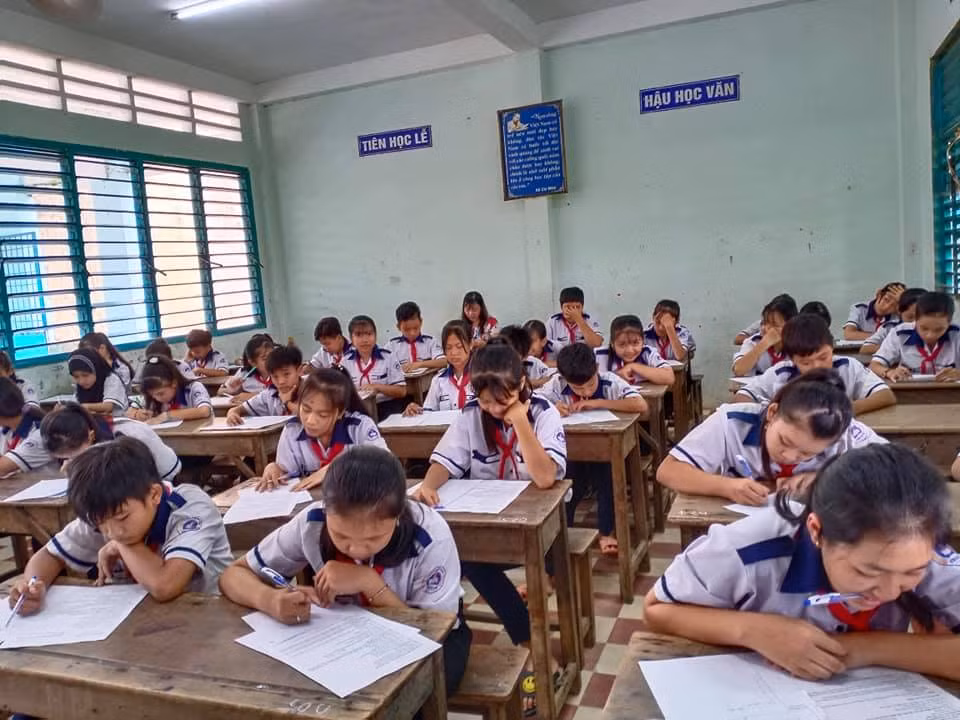 Thông tư số 26/2020/TT-BGDĐT sẽ giảm được nhiều bài kiểm tra (Ảnh: Nguyễn Văn Khánh)