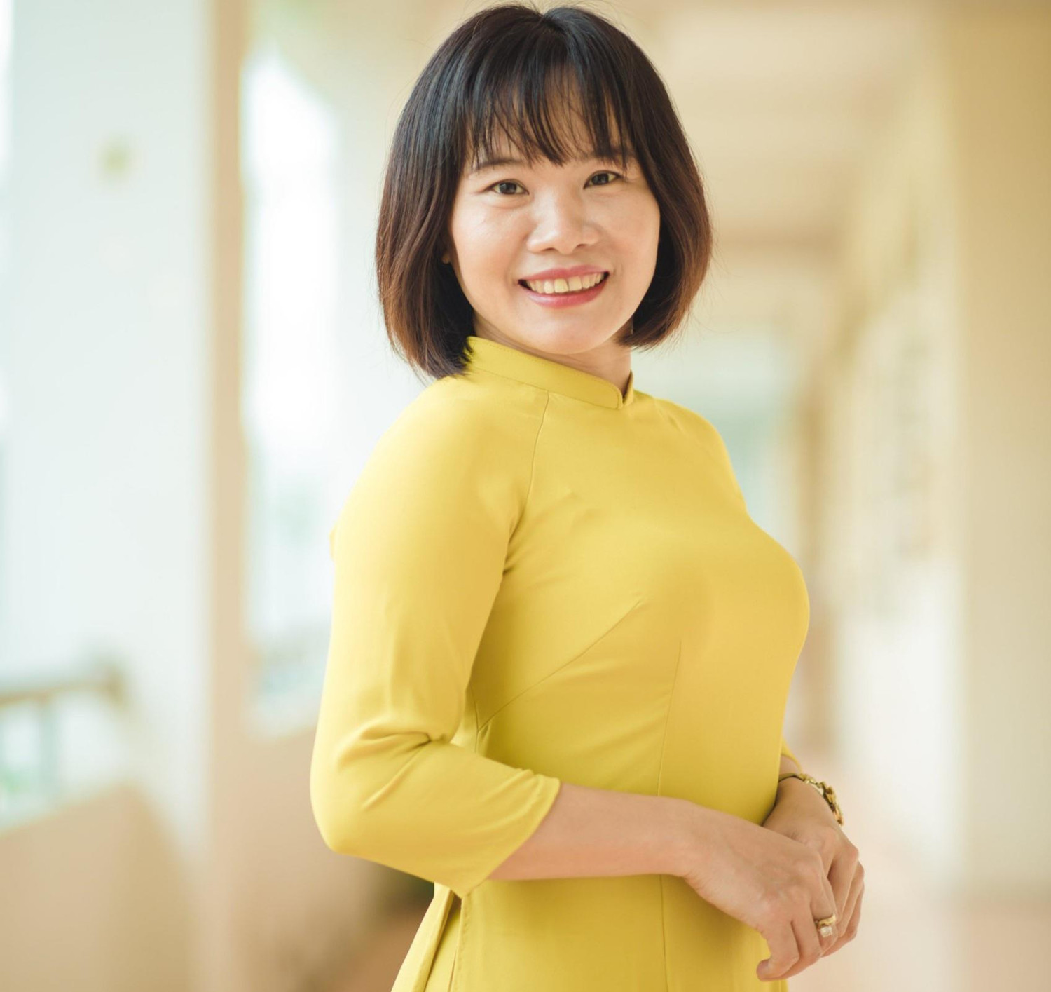 Cô Hoàng Thị Thơm, giáo viên Ngữ văn của Trường Trung học phổ thông Chuyên Nguyễn Huệ, Hà Nội (ảnh: NVCC) Cô Hoàng Thị Thơm, giáo viên Ngữ văn của Trường Trung học phổ thông Chuyên Nguyễn Huệ, Hà Nội (ảnh: NVCC)