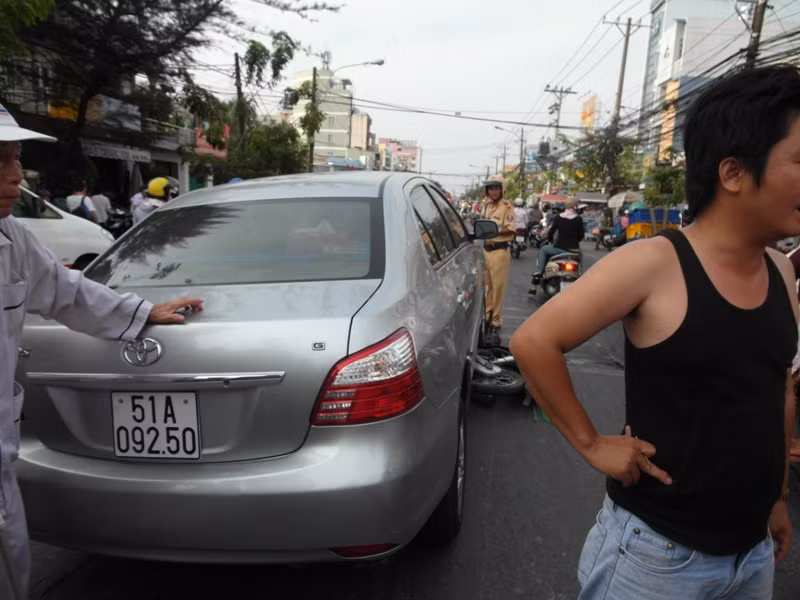 Đằng sau chiếc "xe điên" gây tai nạn kinh hoàng.