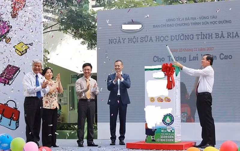 120 ngàn con bò sữa Vinamilk ở đâu để Hà Nội thiếu sữa, 3 tỉnh dùng sữa pha lại? ảnh 4