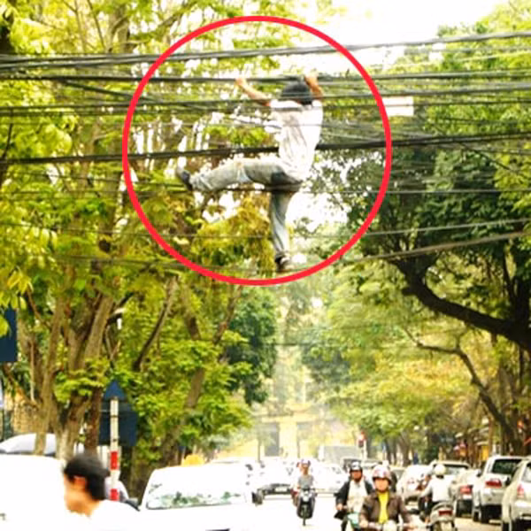 Chưa hiểu đây là vị "anh hùng" nào?