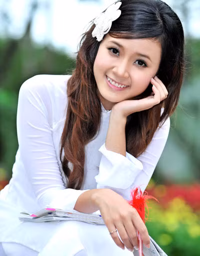 Vẻ đẹp trong sáng vô ngần của hotgirl Midu. Cô ngày càng có nhiều vai diễn để lại dấu ấn trong lòng khán giả. Vẻ đẹp trong sáng vô ngần của hotgirl Midu. Cô ngày càng có nhiều vai diễn để lại dấu ấn trong lòng khán giả.