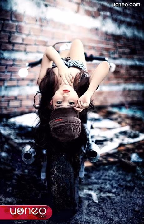 Hot girl Nana tiết lộ bị một đại gia gạ gẫm với giá gần 270 triệu cùng đoạn tin nhắn FB của mình.
