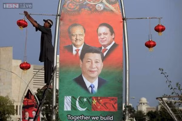 Pakistan chăng đèn kết hoa chào đón ông Tập Cận Bình.