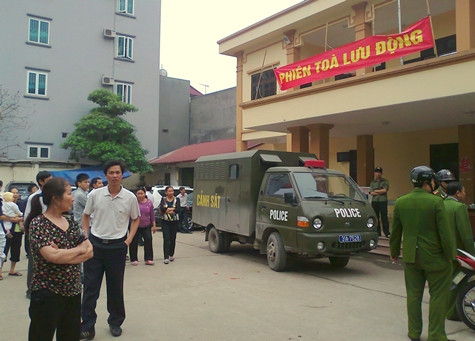 Phiên tòa khép lại đã đặt ra nhiều bài học đắt giá cho nhiều người. Ảnh: Ngọc Khánh Phiên tòa khép lại đã đặt ra nhiều bài học đắt giá cho nhiều người. Ảnh: Ngọc Khánh