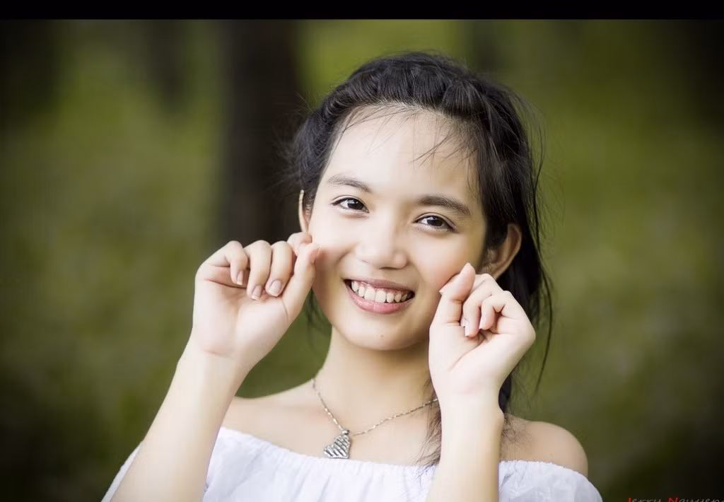 Đối với Khanh, cuộc sống hiện tại là có một gia đình hạnh phúc, yêu thương là một sự hài lòng, tuy nhiên Đan Khanh vẫn đang cố gắng để làm được nhiều hơn thế để cuộc sống luôn có ý nghĩa và tràn ngập tiếng cười