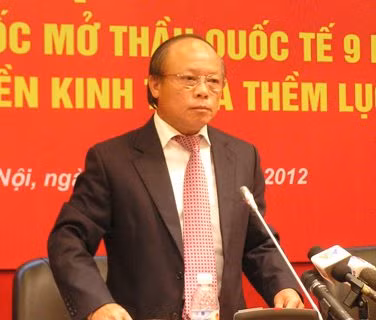 Ông Đỗ Văn Hậu tại cuộc họp báo