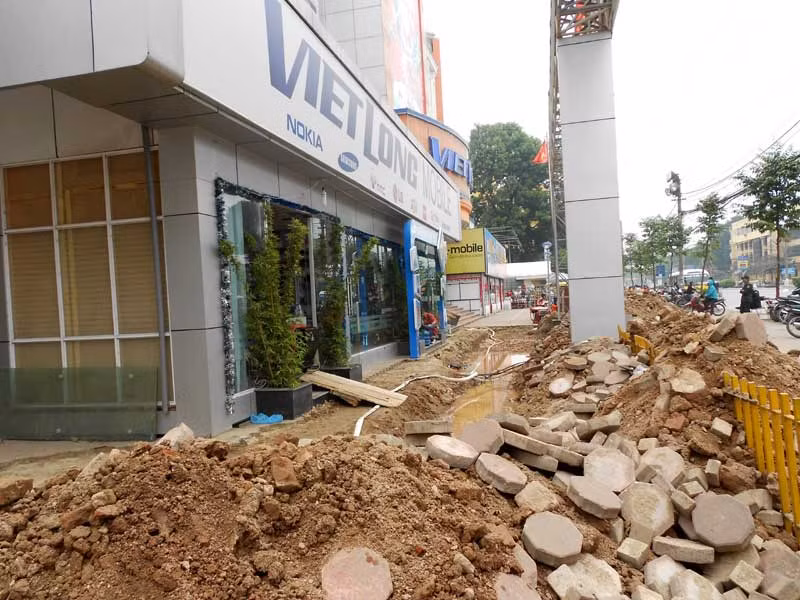 Toàn cảnh việc đào hè, xới lòng đường...