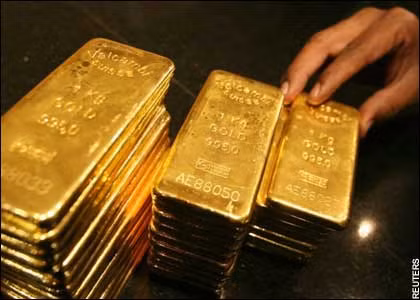 Cho tới thời điểm này (ngày 3/10), giá vàng trong nước vẫn cao hơn 3,4 triệu đồng/lượng so với giá quy đổi của giá vàng thế giới. Cho tới thời điểm này (ngày 3/10), giá vàng trong nước vẫn cao hơn 3,4 triệu đồng/lượng so với giá quy đổi của giá vàng thế giới.