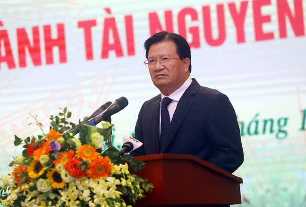 Phó Thủ tướng Chính phủ Trịnh Đình Dũng. Ảnh: Vietnamplus Phó Thủ tướng Chính phủ Trịnh Đình Dũng. Ảnh: Vietnamplus