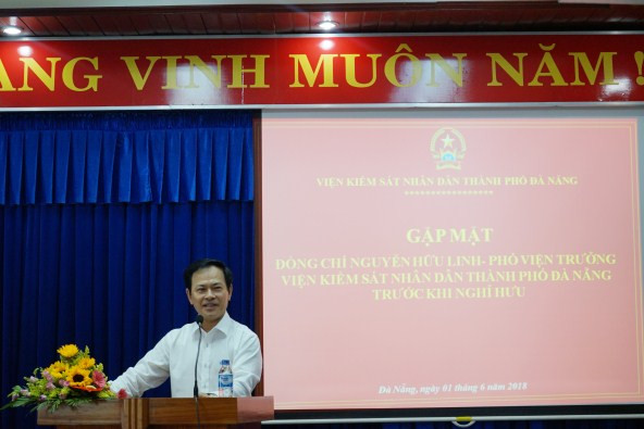 Ông Nguyễn Hữu Linh phát biểu trong buổi gặp mặt trước khi nghỉ hưu tại Viện kiểm sát nhân dân Thành phố Đà Nẵng. Ảnh: Cổng thông tin Viện Kiểm sát nhân dân Thành phố Đà nẵng.