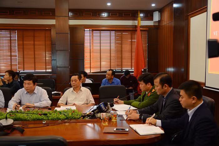 Buổi thông cáo báo chí có sự tham gia của đại diện các các cơ quan huyện Việt Yên, tỉnh Bắc Giang và nhiều cơ quan báo chí trong cả nước. Ảnh: Công Tiến Buổi thông cáo báo chí có sự tham gia của đại diện các các cơ quan huyện Việt Yên, tỉnh Bắc Giang và nhiều cơ quan báo chí trong cả nước. Ảnh: Công Tiến