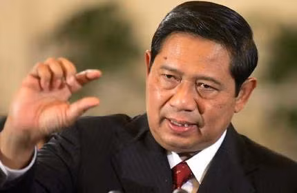 Tổng thống Indonesia bày tỏ sự thất vọng và lo ngại về kết quả hội nghị Ngoại trưởng ASEAN vừa qua, đồng thời chỉ thị cho Ngoại trưởng nước này lập tức công du thực hiện sứ mệnh hàn gắn, kết nối các thành viên ASEAN thống nhất quan điểm về biển Đông, COC