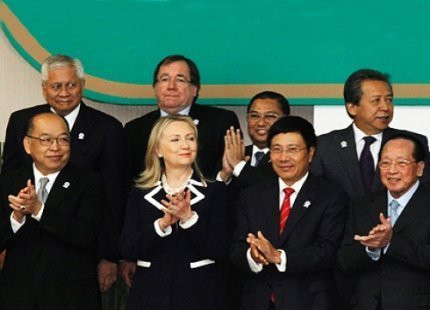 Hội nghị ASEAN và diễn đàn an ninh ARF tại Phnom Penh, Campuchia tuần trước chia rẽ sâu sắc về vấn đề biển Đông do nước cờ lobby nước chủ nhà, Chủ tịch luân phiên ASEAN của Bắc Kinh Hội nghị ASEAN và diễn đàn an ninh ARF tại Phnom Penh, Campuchia tuần trước chia rẽ sâu sắc về vấn đề biển Đông do nước cờ lobby nước chủ nhà, Chủ tịch luân phiên ASEAN của Bắc Kinh