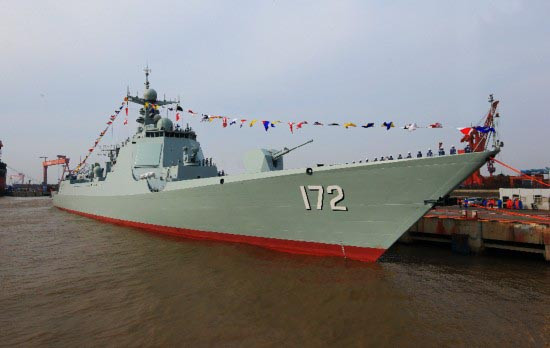 Tàu khu trục tên lửa Côn Minh số hiệu 172 Type 052D Trung Quốc triển khai ở Biển Đông từ ngày 21 tháng 3 năm 2014 được truyền thông Trung Quốc khoe là tàu Aegis. Tàu khu trục tên lửa Côn Minh số hiệu 172 Type 052D Trung Quốc triển khai ở Biển Đông từ ngày 21 tháng 3 năm 2014 được truyền thông Trung Quốc khoe là tàu Aegis.
