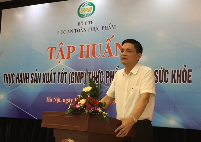 Cục trưởng Nguyễn Thanh Phong phát biểu trong buổi tập huấn về GMP. Ảnh: VFA. Cục trưởng Nguyễn Thanh Phong phát biểu trong buổi tập huấn về GMP. Ảnh: VFA.