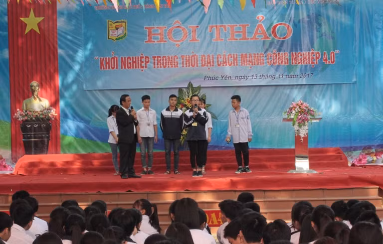 Những giờ học không giảng đường của sinh viên Đà Nẵng ảnh 3