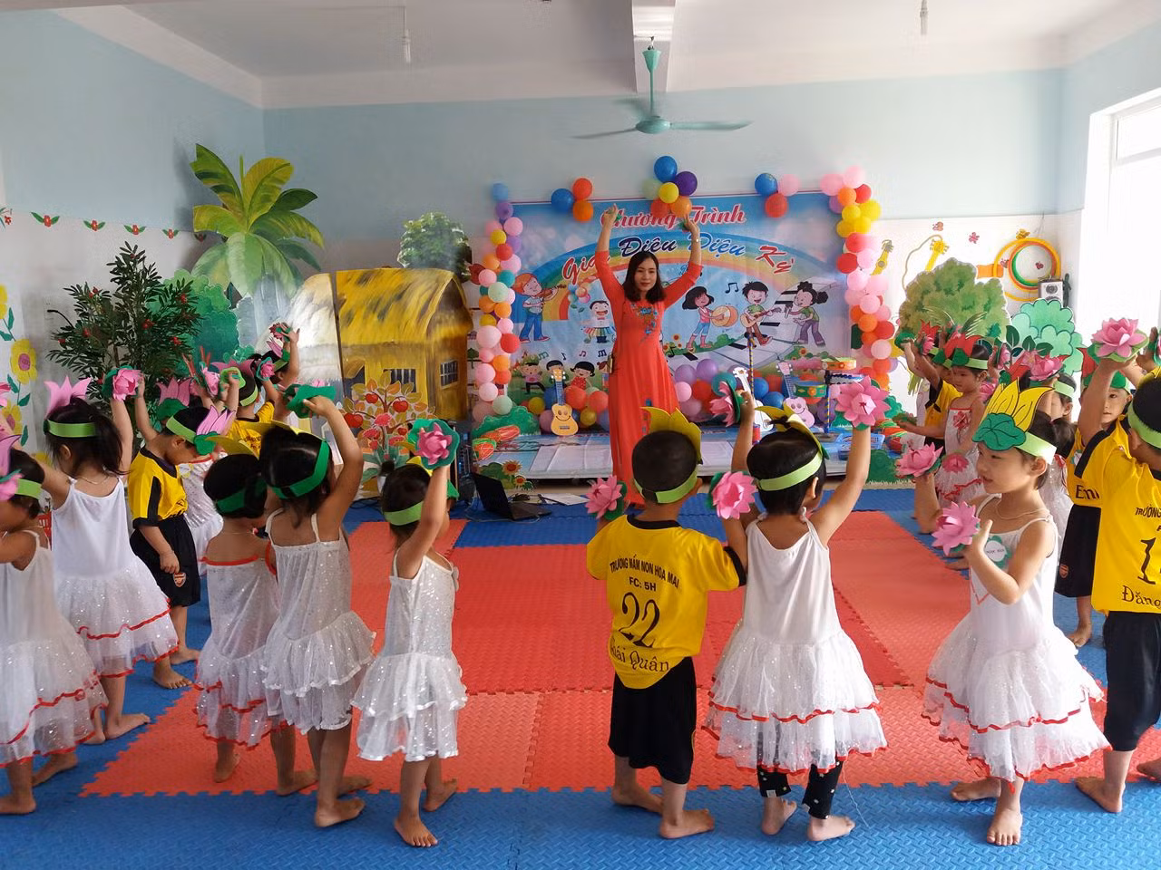 Việc để hàng nghìn cháu chưa được đến trường trong thời điểm gần khai giảng là một tắc trách của giáo dục Hà Tĩnh (ảnh inh họa - nguồn mnhoamai.thixakyanh.edu.vn).