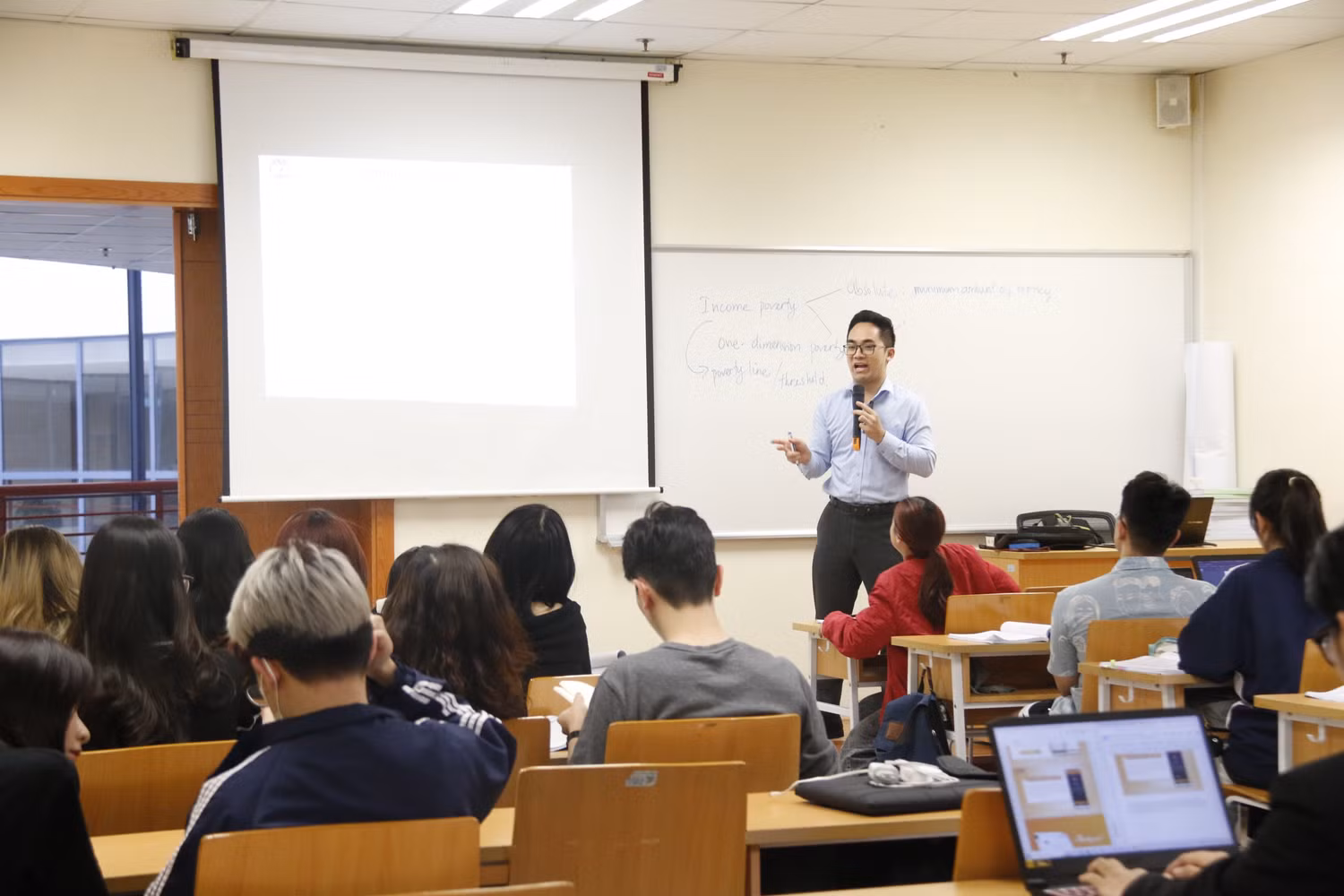 Trường Đại học Kinh tế Quốc dân. Ảnh: Mộc Trà. Trường Đại học Kinh tế Quốc dân. Ảnh: Mộc Trà.