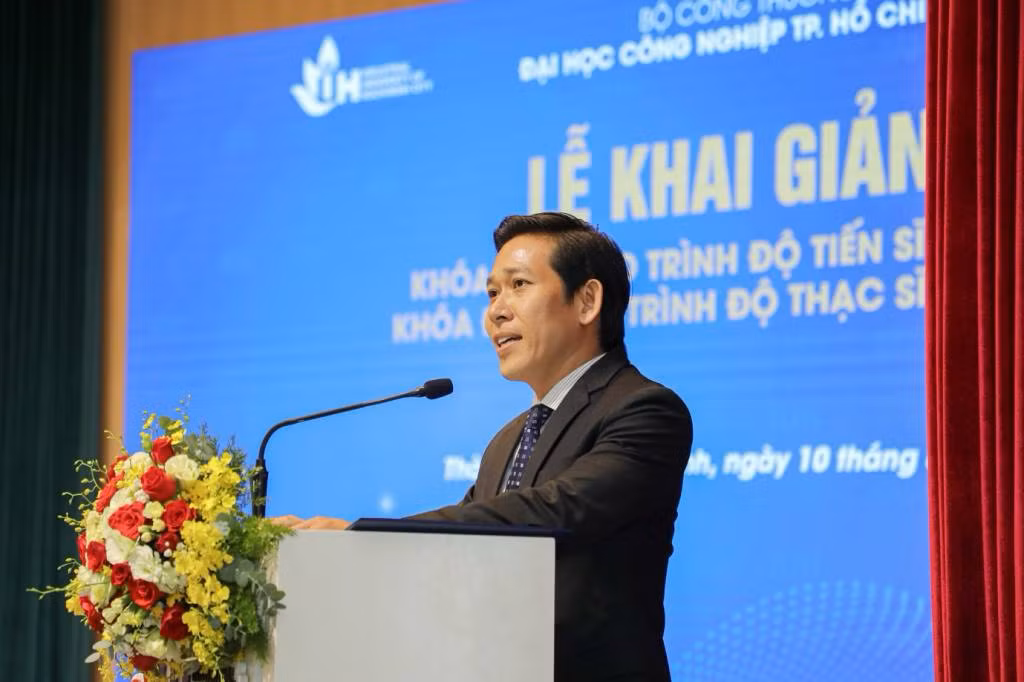 TS Lê Ngọc Sơn.png