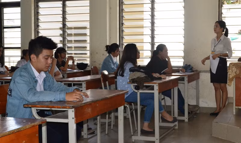 Thủ khoa không có việc làm, sao mơ đến chuyện “học sinh ưu tú vào ngành sư phạm” ảnh 2
