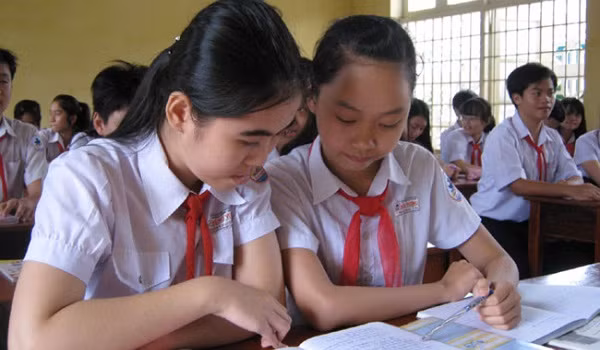 Đề kiểm tra học kỳ thường trục trặc, sai sót. (Ảnh minh hoạ: Thieunien.vn)