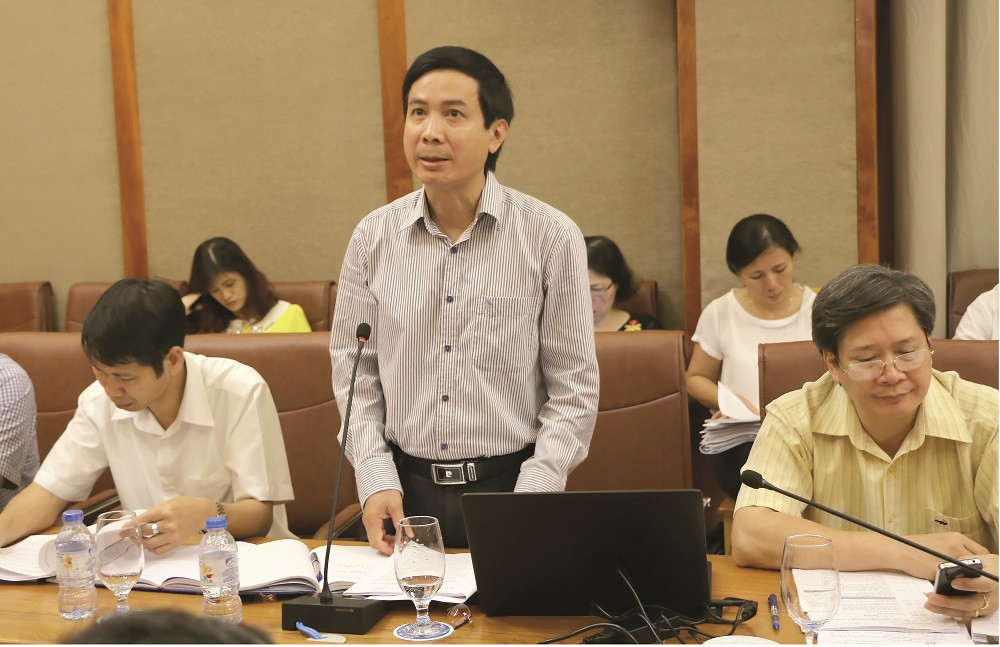 Ông Lê Văn Phúc, Trưởng Ban Dược - Vật tư y tế (Bảo hiểm xã hội Việt Nam)